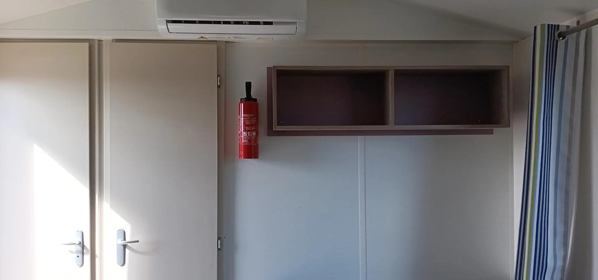 치클라나 데 라 프론테라 Recinto Con Casa Prefabricada En Chiclana 빌라 펜션 치클라나 데 라 프론테라